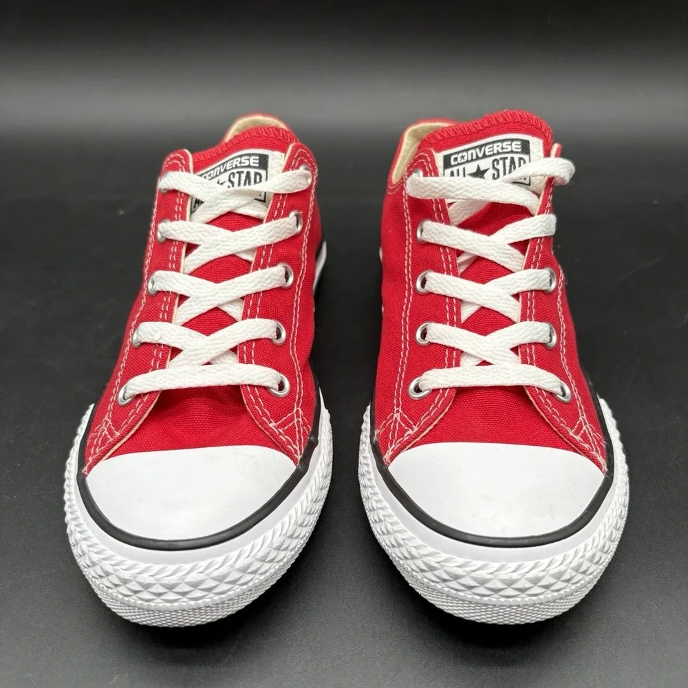 Converse Chuck Taylor All Star Low Top Youth Size 3‎ Red Canvas Sneakers 3J236
